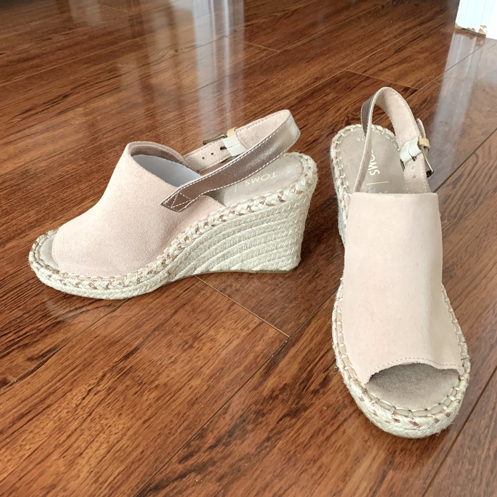 Tom’s Monica Wedges- Brand New